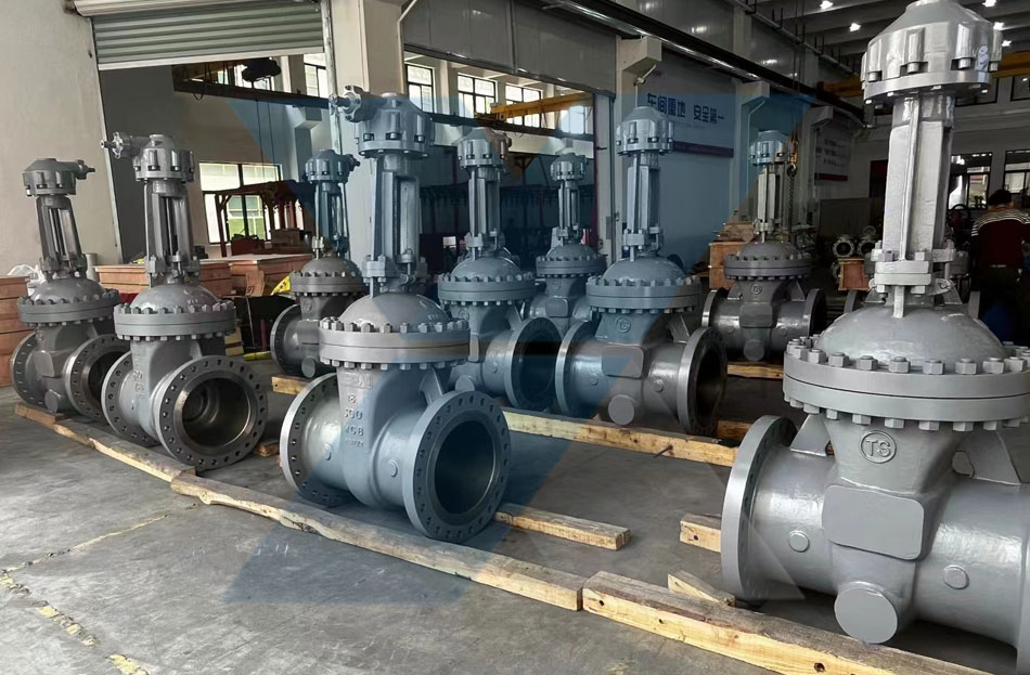 Z541H-300LB傘齒輪美標閘閥完成檢驗合格準備出廠發往遼陽(圖1) Z541H-300LB傘齒輪美標閘閥完成檢驗合格準備出廠發往遼陽(圖1)